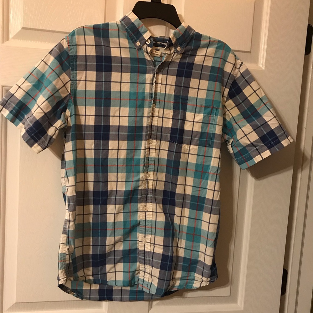 💥🎯3/$12 Sale💥 Plaid Button Down Shirt